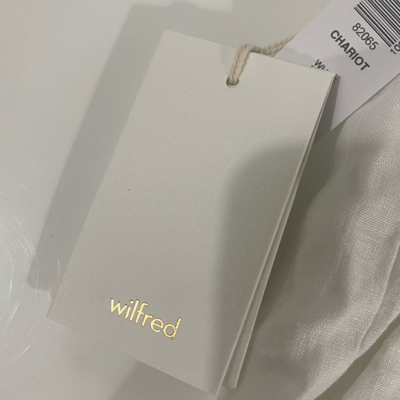 Aritzia white Chariot shorts - Picture 4 of 10